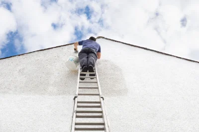 Peinture extérieure à Omblèze — façades et ravalement